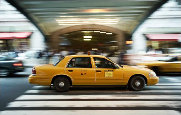 Таксист в США за поездку получил 5000 $